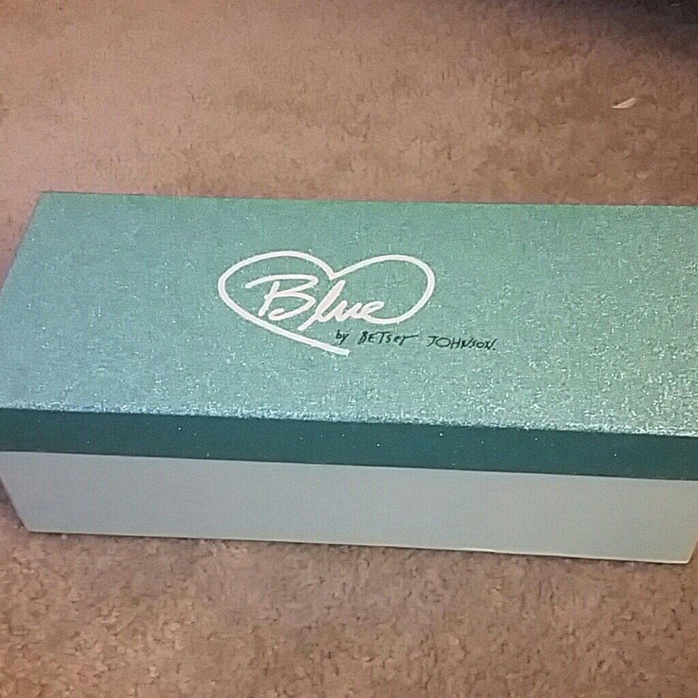 Blue by Betsey Johnson embellished flats - Picture 7 of 7